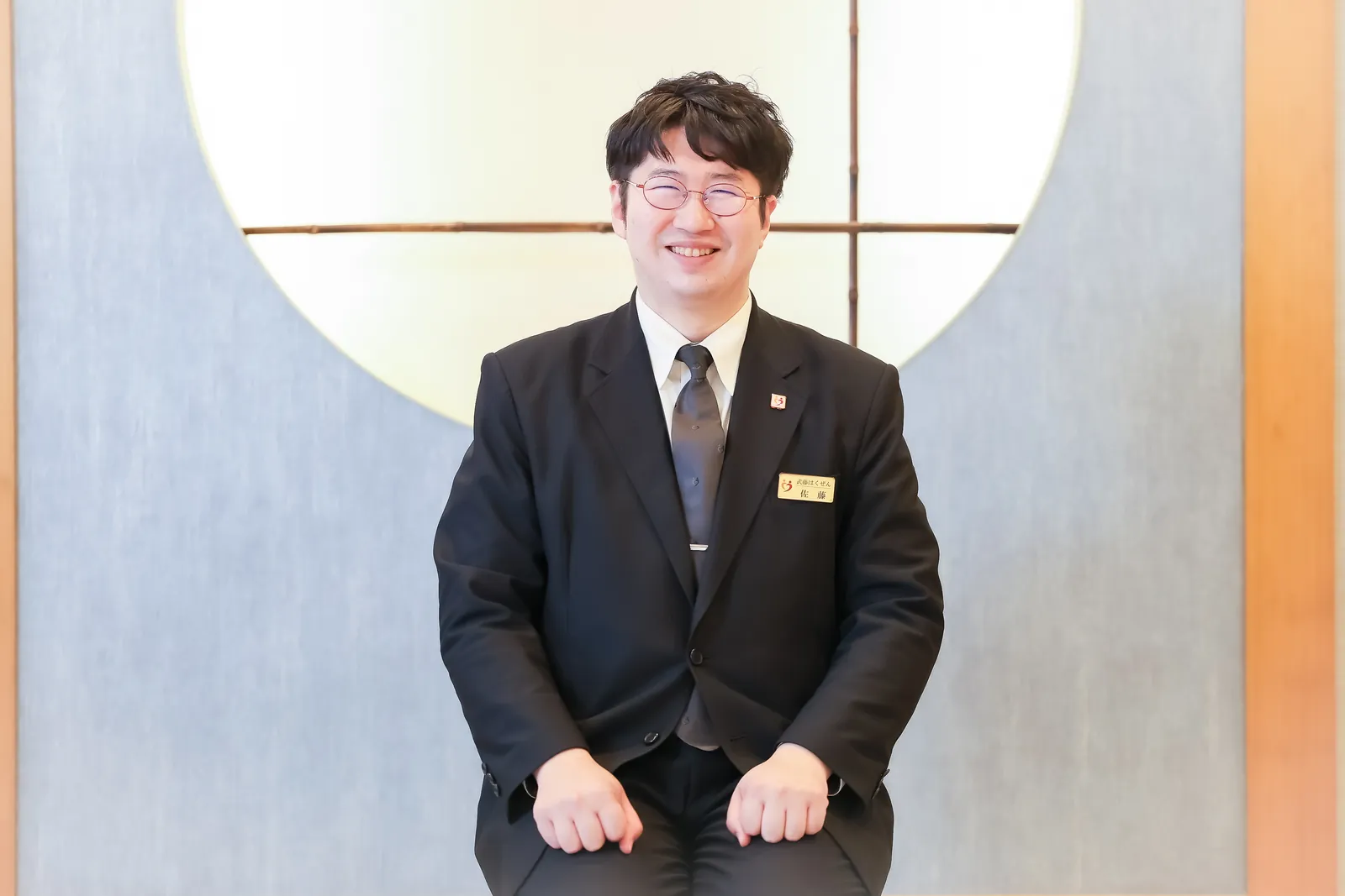 笑顔で応える先輩プランナー